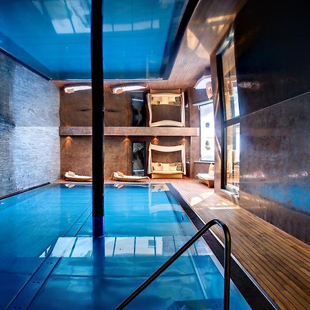 Firefly Luxury Suites Zermatt Facilități foto