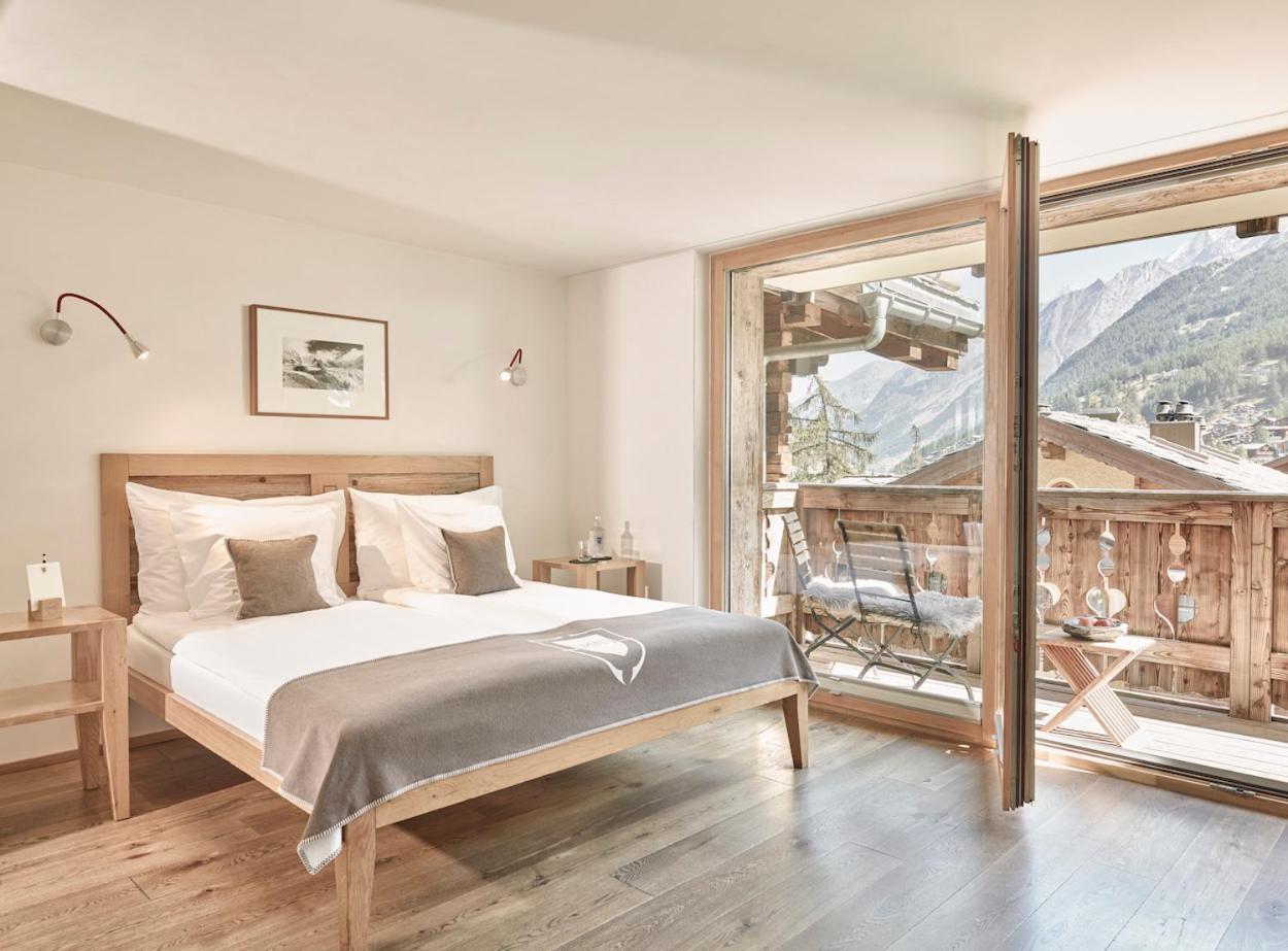 Firefly Luxury Suites Zermatt Exterior foto